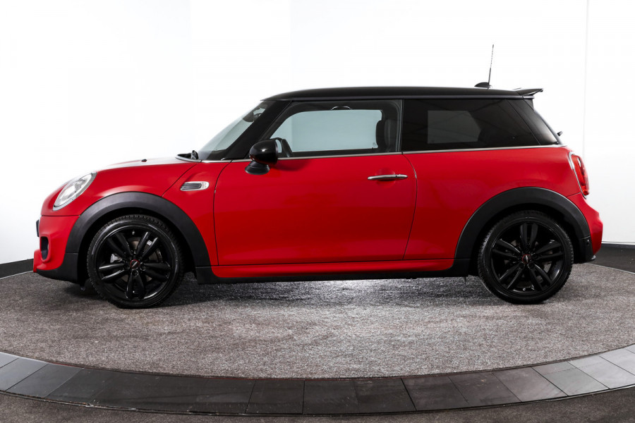 MINI Cooper 1.5 135 PK Chili - JCW Trim | Cruise | Stoel-+Voorruitverw. | PDC | NAV | ECC | LM 17" |