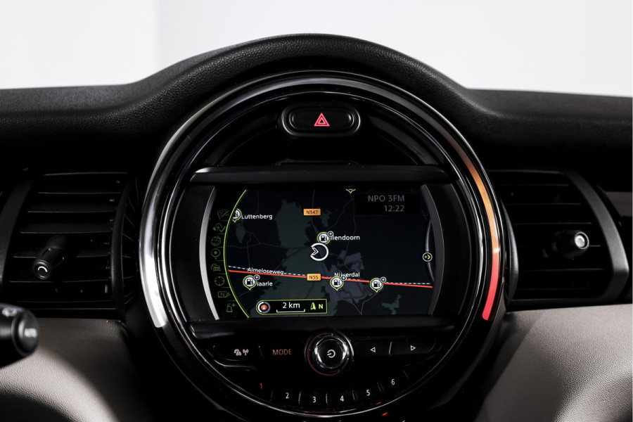 MINI Cooper 1.5 135 PK Chili - JCW Trim | Cruise | Stoel-+Voorruitverw. | PDC | NAV | ECC | LM 17" |