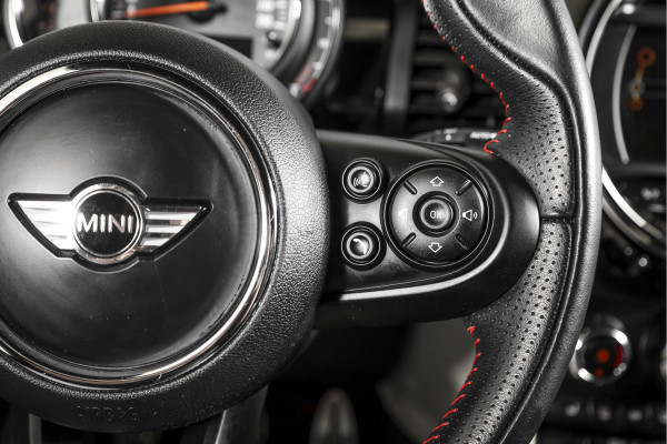 MINI Cooper 1.5 135 PK Chili - JCW Trim | Cruise | Stoel-+Voorruitverw. | PDC | NAV | ECC | LM 17" |