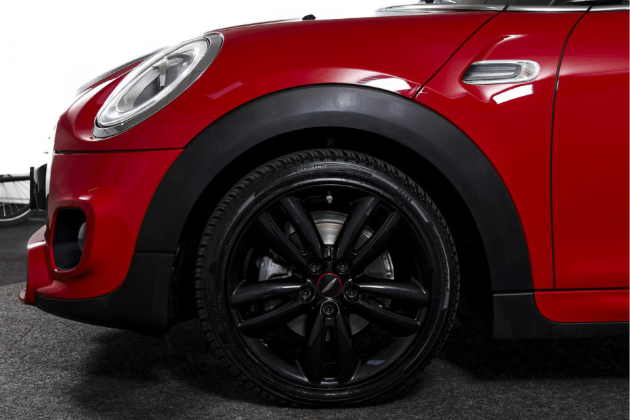 MINI Cooper 1.5 135 PK Chili - JCW Trim | Cruise | Stoel-+Voorruitverw. | PDC | NAV | ECC | LM 17" |