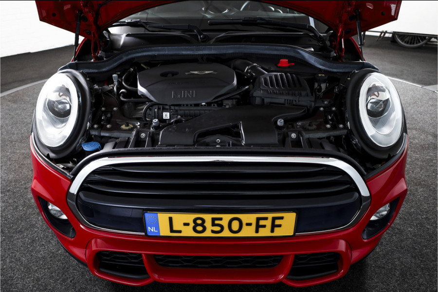 MINI Cooper 1.5 135 PK Chili - JCW Trim | Cruise | Stoel-+Voorruitverw. | PDC | NAV | ECC | LM 17" |
