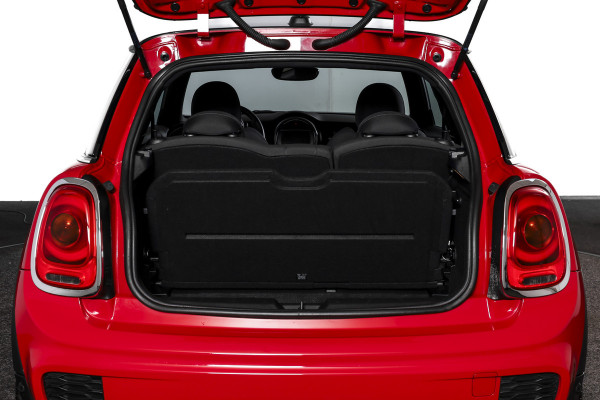 MINI Cooper 1.5 135 PK Chili - JCW Trim | Cruise | Stoel-+Voorruitverw. | PDC | NAV | ECC | LM 17" |