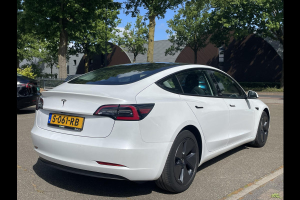 Tesla Model 3 Standard RWD Plus 60 kWh AUTOPILOT | LEDER | RIJKLAAR INCL. 12 MND. BOVAGGARANTIE