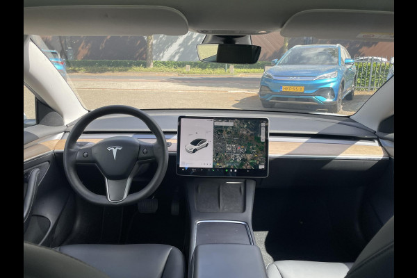 Tesla Model 3 Standard RWD Plus 60 kWh AUTOPILOT | LEDER | RIJKLAAR INCL. 12 MND. BOVAGGARANTIE