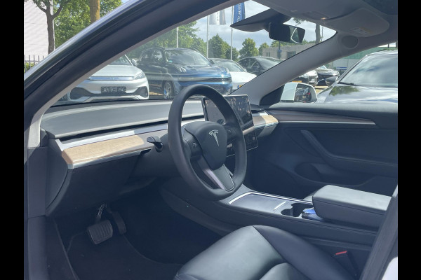 Tesla Model 3 Standard RWD Plus 60 kWh AUTOPILOT | LEDER | RIJKLAAR INCL. 12 MND. BOVAGGARANTIE