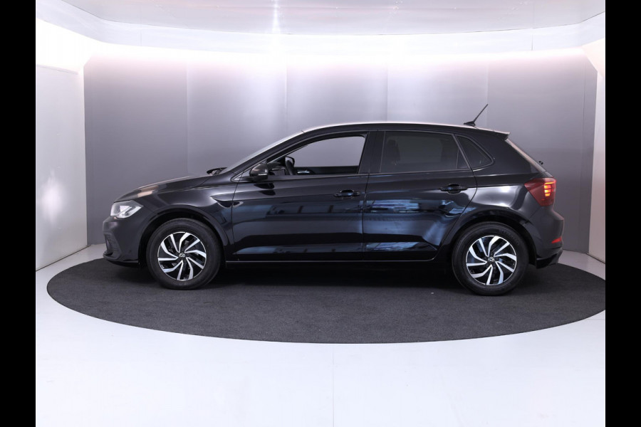 Volkswagen Polo 1.0 TSI Life Edition 95PK DSG (Automaat) | Verlengde garantie | Navigatie via app | Parkeersensoren | Camera |