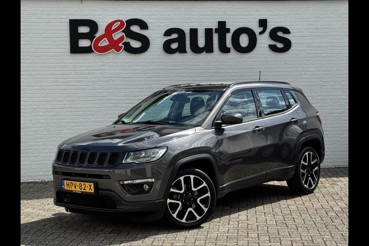 Jeep Compass 1.3T Limited Cruise control Climate control Keyless Navigatie Apple carplay Android Jeep Compass 1.3T Limited Cruise control Climate control Keyless Navigatie Apple carplay Android