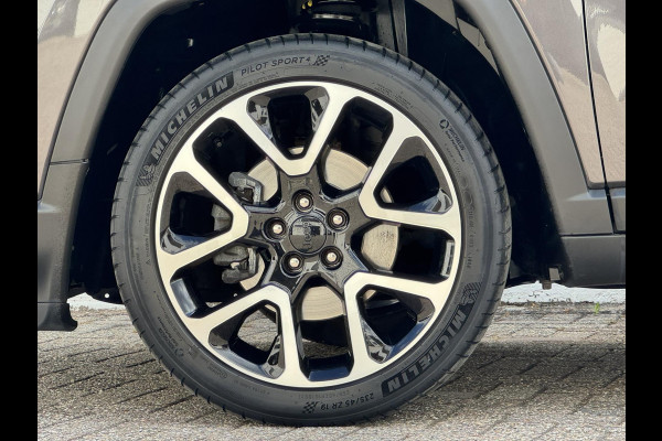 Jeep Compass 1.3T Limited Cruise control Climate control Keyless Navigatie Apple carplay Android