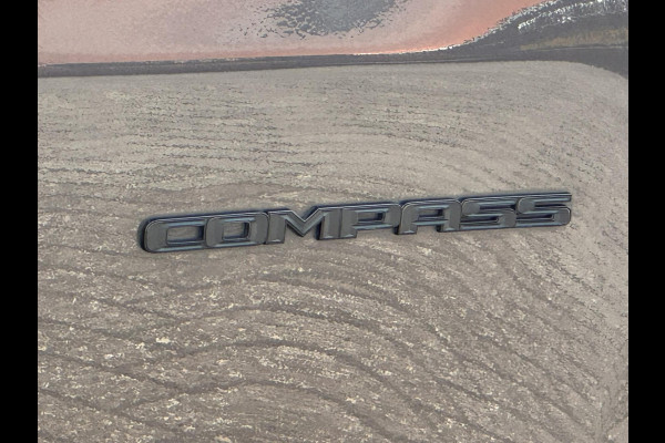 Jeep Compass 1.3T Limited Cruise control Climate control Keyless Navigatie Apple carplay Android