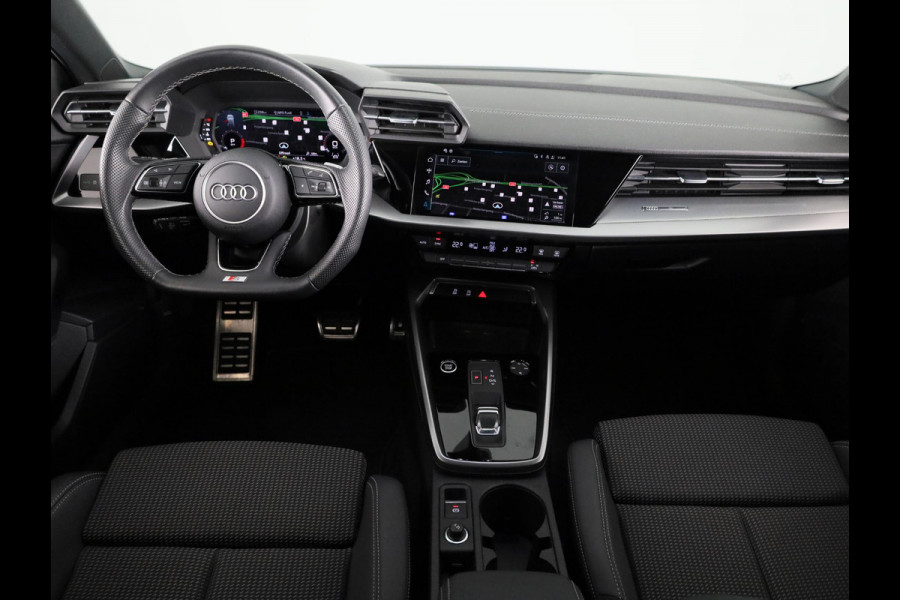 Audi A3 Sportback 30 TFSI S edition 110 pk S-tronic | Verlengde garantie | Navigatie | Parkeersensoren achter | Adaptieve cruise control | Full-LED koplampen | S-line |