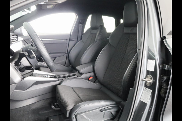 Audi A3 Sportback 30 TFSI S edition 110 pk S-tronic | Verlengde garantie | Navigatie | Parkeersensoren achter | Adaptieve cruise control | Full-LED koplampen | S-line |