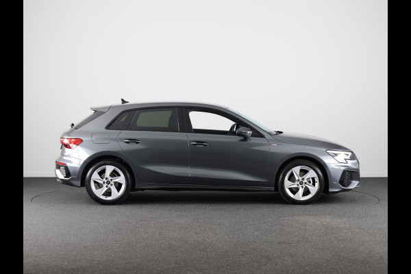 Audi A3 Sportback 30 TFSI S edition 110 pk S-tronic | Verlengde garantie | Navigatie | Parkeersensoren achter | Adaptieve cruise control | Full-LED koplampen | S-line |