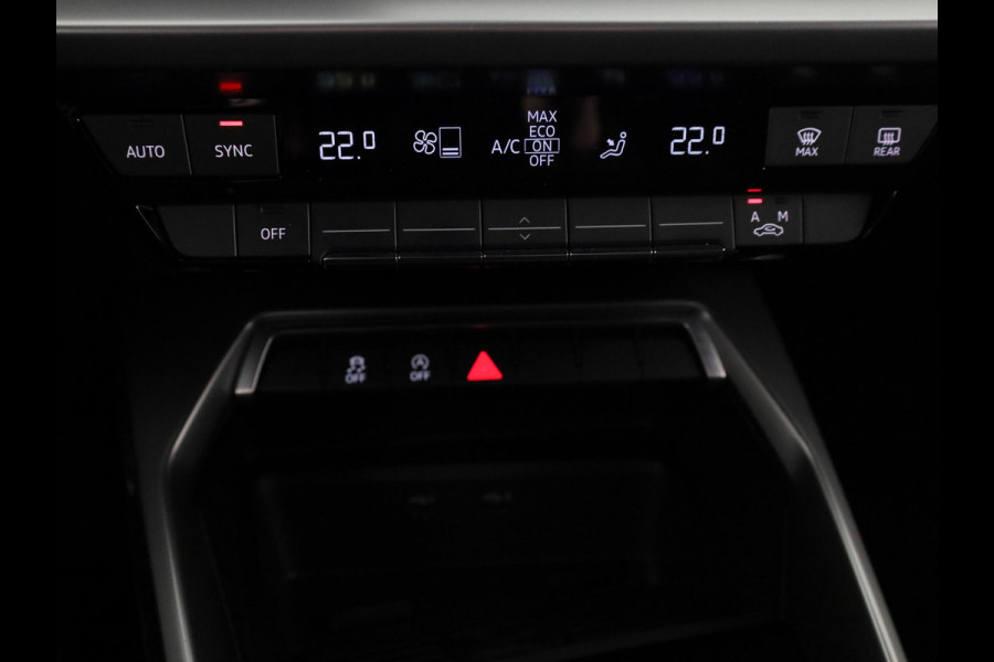 Audi A3 Sportback 30 TFSI S edition 110 pk S-tronic | Verlengde garantie | Navigatie | Parkeersensoren achter | Adaptieve cruise control | Full-LED koplampen | S-line |