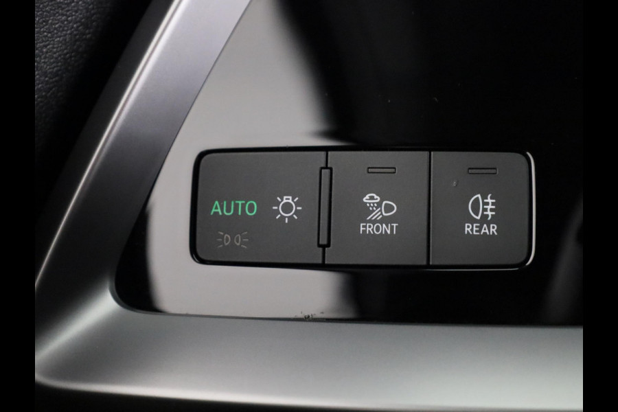 Audi A3 Sportback 30 TFSI S edition 110 pk S-tronic | Verlengde garantie | Navigatie | Parkeersensoren achter | Adaptieve cruise control | Full-LED koplampen | S-line |
