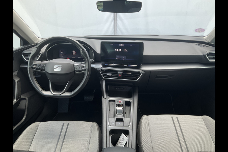 Seat Leon Sportstourer 1.5 eTSI Automaat Style Business Intense Trekhaak Carplay