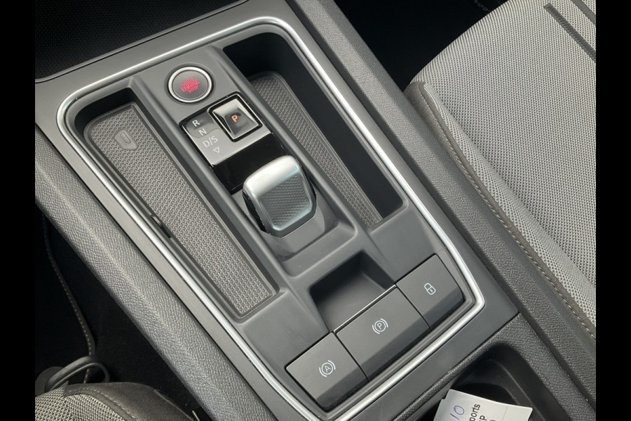 Seat Leon Sportstourer 1.5 eTSI Automaat Style Business Intense Trekhaak Carplay