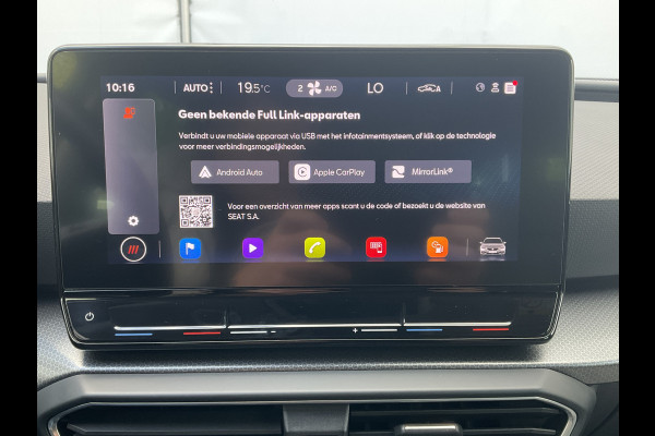 Seat Leon Sportstourer 1.5 eTSI Automaat Style Business Intense Trekhaak Carplay