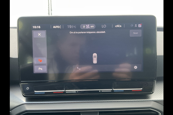 Seat Leon Sportstourer 1.5 eTSI Automaat Style Business Intense Trekhaak Carplay