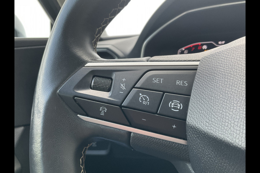 Seat Leon Sportstourer 1.5 eTSI Automaat Style Business Intense Trekhaak Carplay