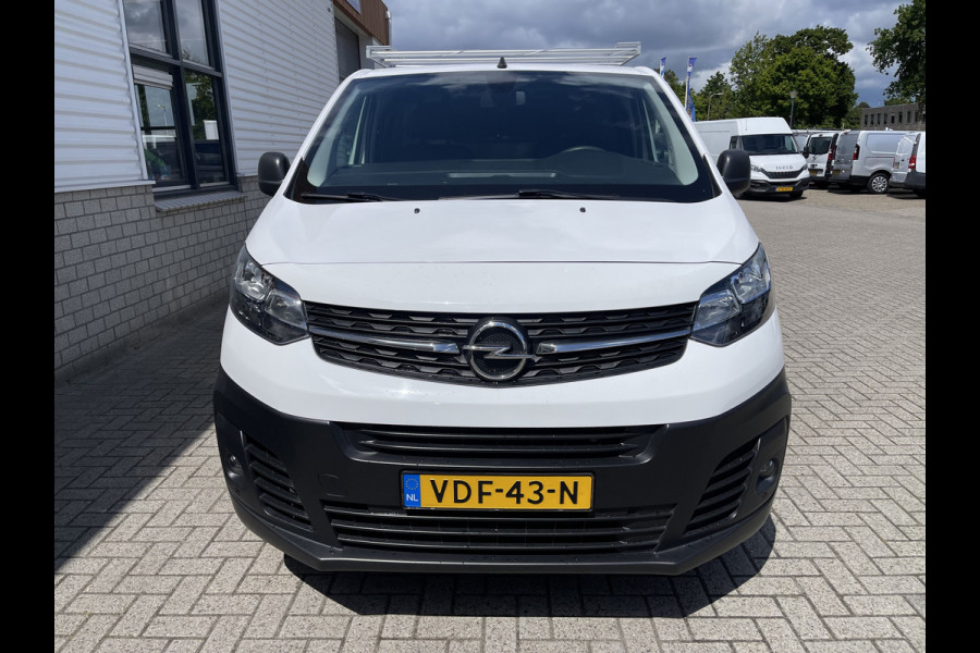 Opel Vivaro 2.0 CDTI 122pk L2H1 Edition / vaste prijs rijklaar € 13.950 ex btw / lease vanaf € 235 / euro 6 / bpm vrij / trekhaak / ingerichte laadruimte / imperial / airco / trekhaak !