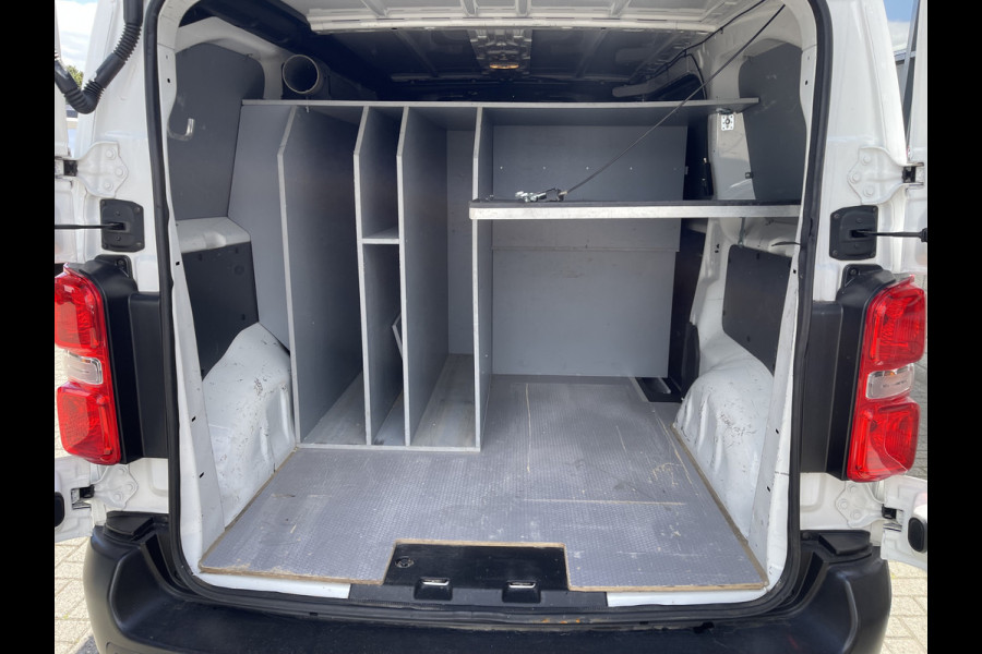 Opel Vivaro 2.0 CDTI 122pk L2H1 Edition / vaste prijs rijklaar € 13.950 ex btw / lease vanaf € 235 / euro 6 / bpm vrij / trekhaak / ingerichte laadruimte / imperial / airco / trekhaak !