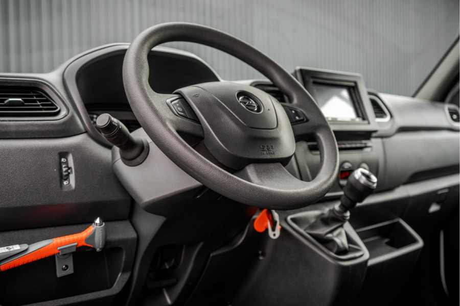 Opel Movano **2.3 CDTI BiTurbo | Bakwagen met Laadklep | Euro 6 | 146 PK | Cruise | Airco | Navigatie**