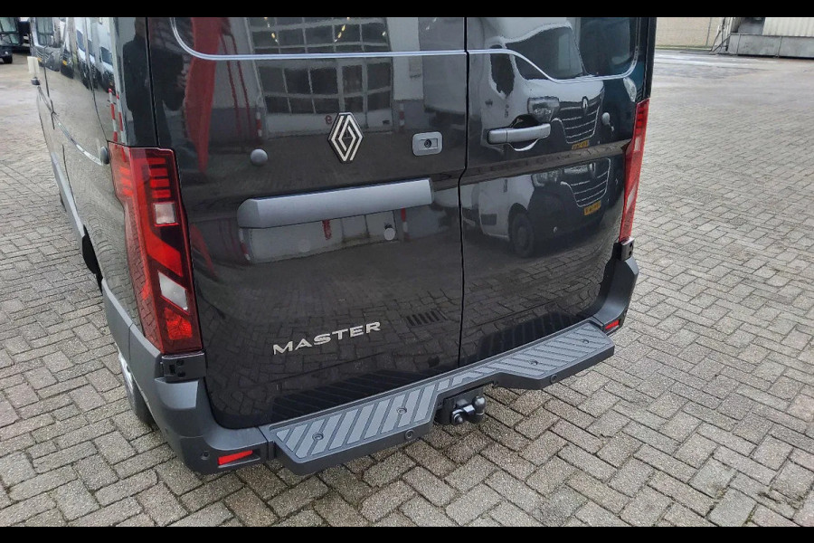 Renault Master 170.35 - L2H2 GESLOTEN - EURO 6 - METALLIC ZWART - TREKHAAK - V-40-KNT - BPM VRIJ!
