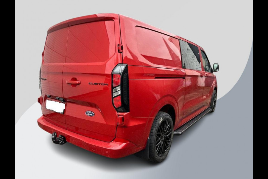 Ford Transit Custom 300 2.0 TDCI L2H1 Limited DC | SCI | 136pk | Dubbele Cabine | Artisan Red | Trekhaak | Dubbele Schuifdeur | Bijrijdersbank | Sidesteps | Bumperpakket | Zwarte velgen | Stoelverwarming | Camera