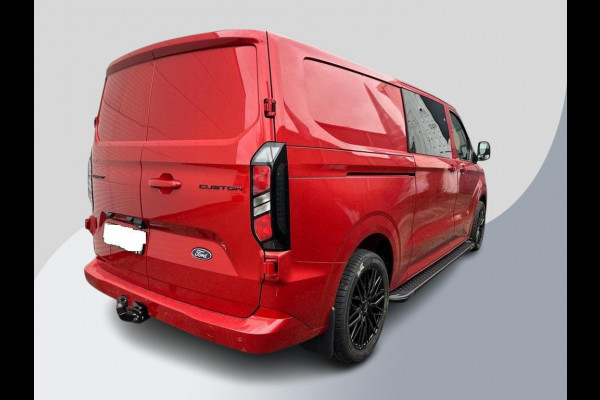 Ford Transit Custom 300 2.0 TDCI L2H1 Limited DC | SCI | 136pk | Dubbele Cabine | Artisan Red | Trekhaak | Dubbele Schuifdeur | Bijrijdersbank | Sidesteps | Bumperpakket | Zwarte velgen | Stoelverwarming | Camera