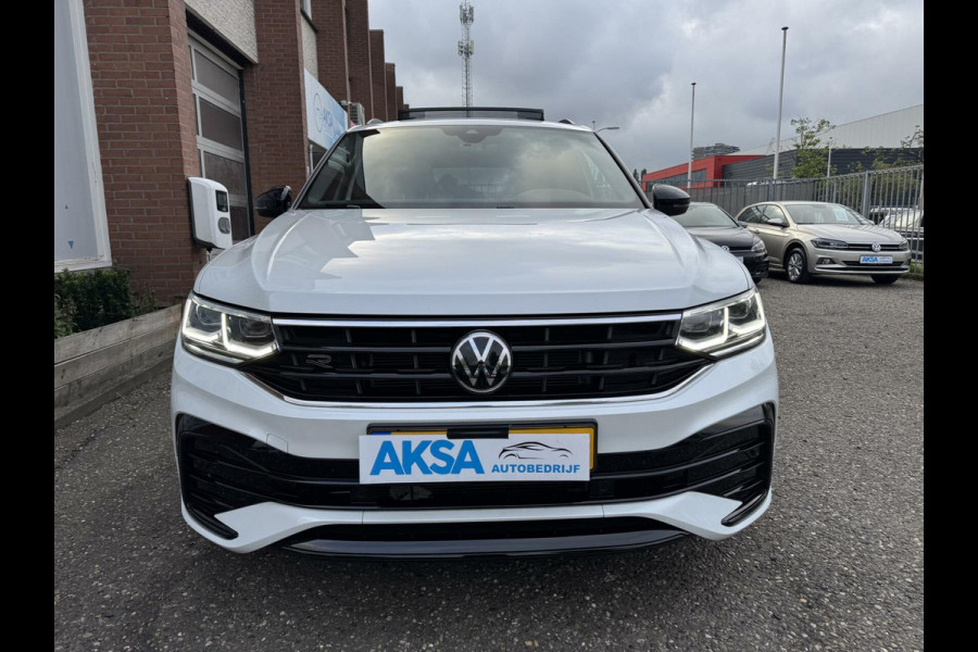 Volkswagen Tiguan 1.5 TSI 150pk R-Line 3 x R-Line Pano DSG Camera Keyless Matrix LED 19inch