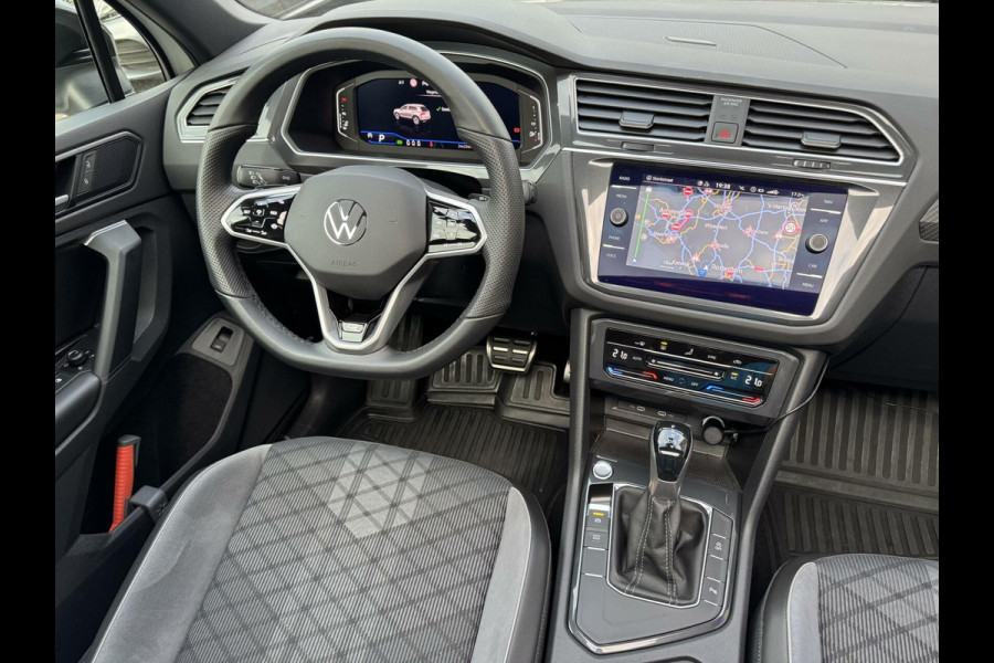 Volkswagen Tiguan 1.5 TSI 150pk R-Line 3 x R-Line Pano DSG Camera Keyless Matrix LED 19inch