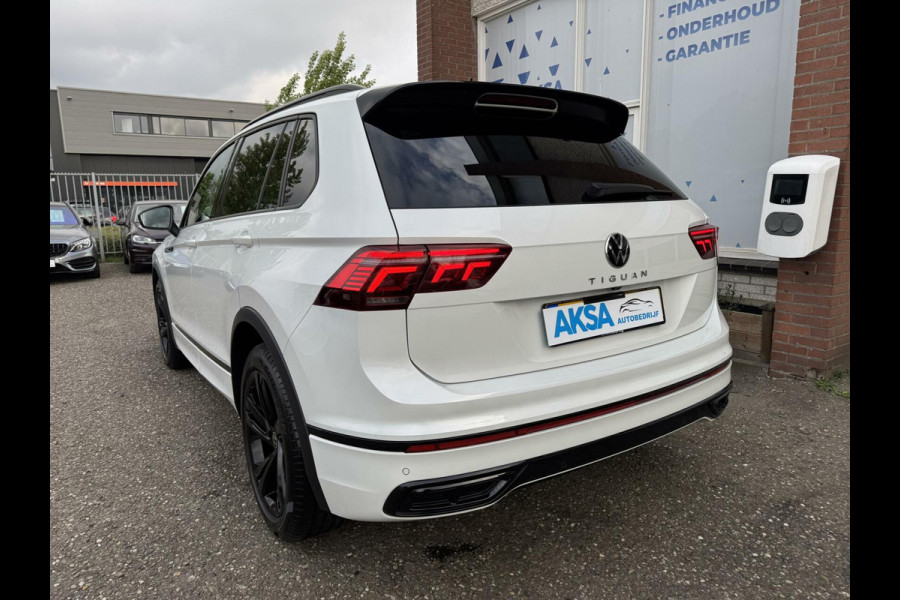 Volkswagen Tiguan 1.5 TSI 150pk R-Line 3 x R-Line Pano DSG Camera Keyless Matrix LED 19inch