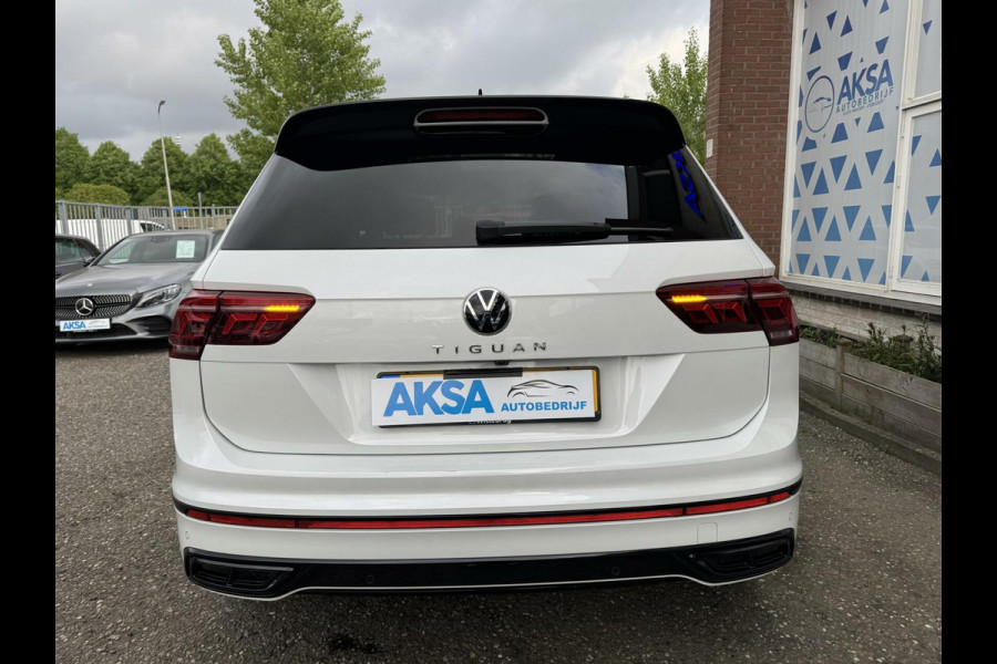 Volkswagen Tiguan 1.5 TSI 150pk R-Line 3 x R-Line Pano DSG Camera Keyless Matrix LED 19inch