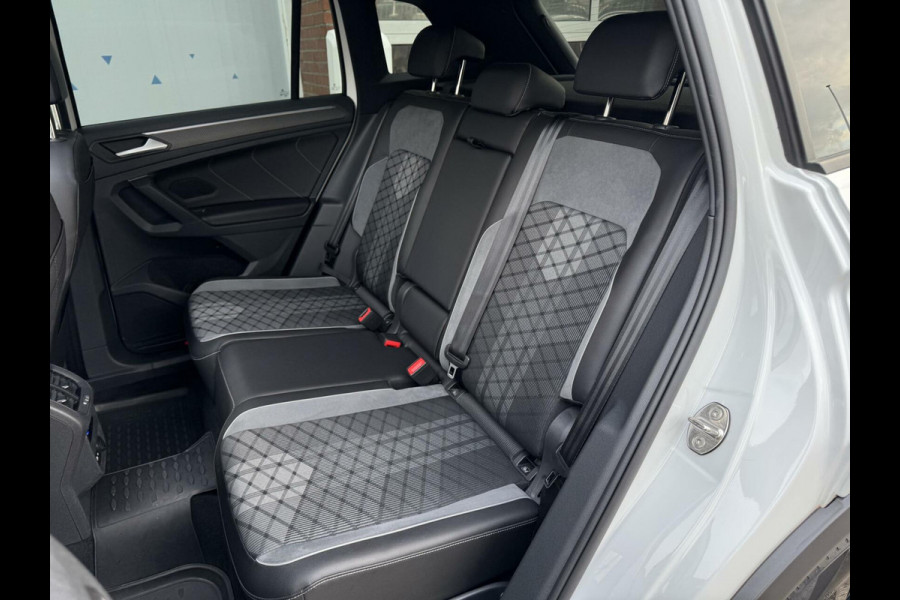 Volkswagen Tiguan 1.5 TSI 150pk R-Line 3 x R-Line Pano DSG Camera Keyless Matrix LED 19inch