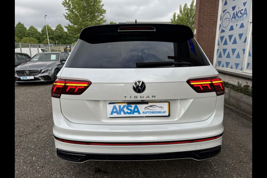 Volkswagen Tiguan 1.5 TSI 150pk R-Line 3 x R-Line Pano DSG Camera Keyless Matrix LED 19inch