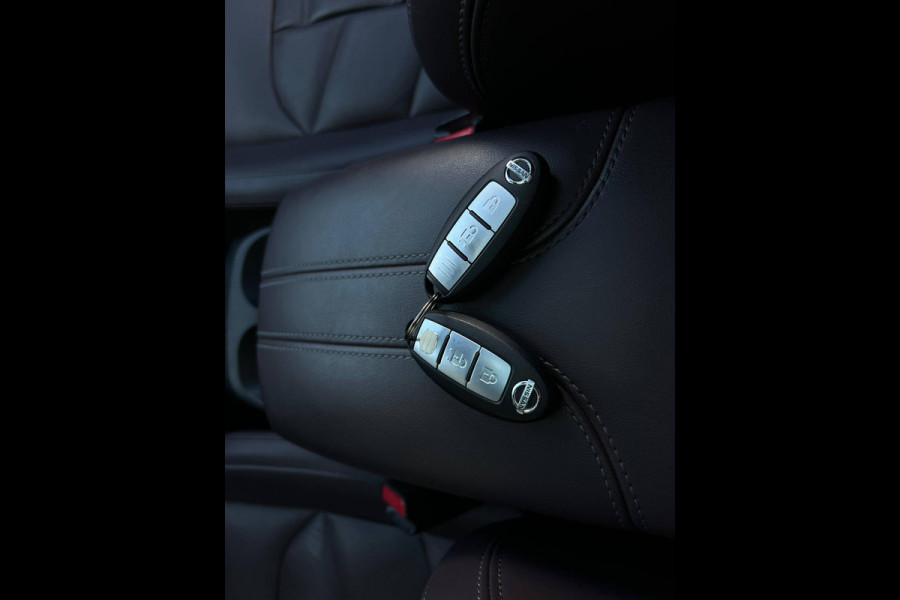 Nissan QASHQAI 1.2 Tekna + LUXE LEDER | CAMERA | TREKHAAK | PANO