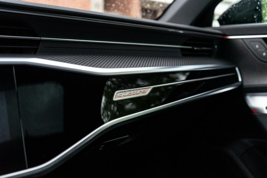Audi A6 Avant 55 TFSI e Quattro Competition Pano / B&O / ACC