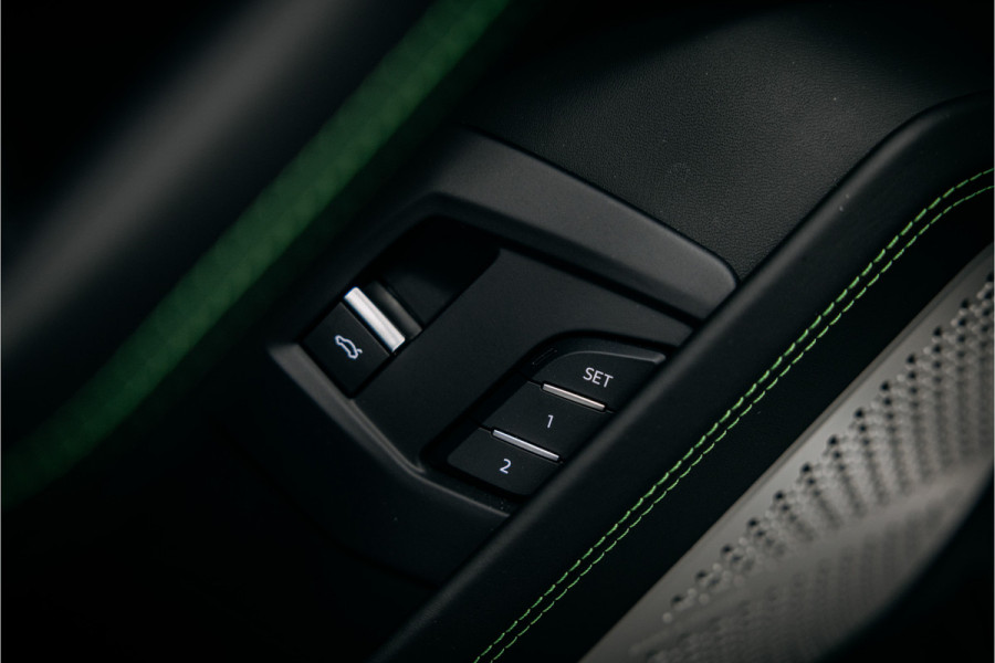 Lamborghini Urus 4.0 V8 S Stealth Urus S Full options als nieuw!!