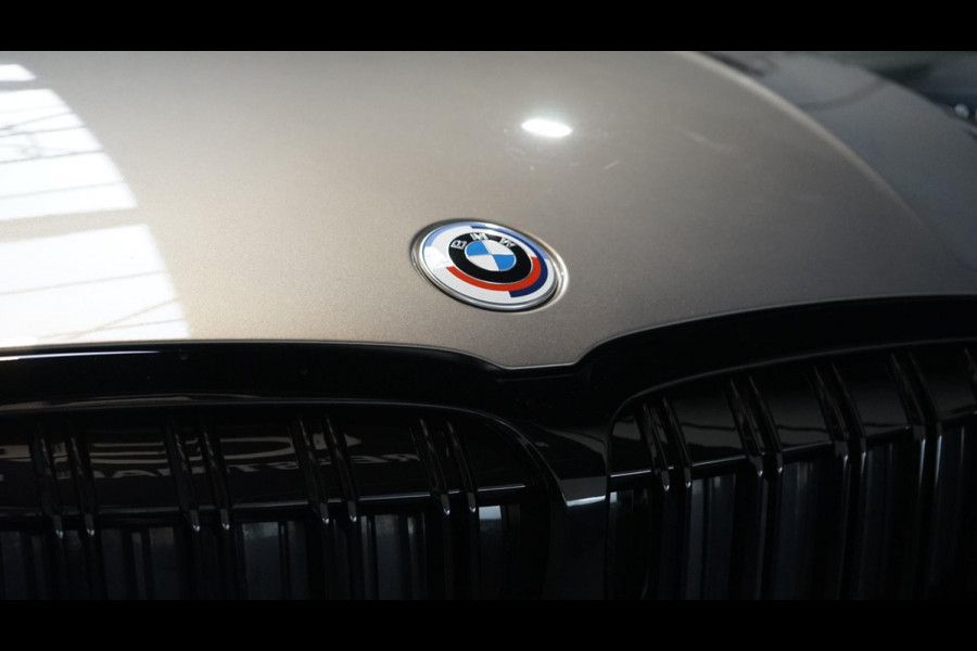 BMW 3-serie 330e High Executive M Sport-AUTOMAAT-BMW M 50 Jaar-CAMERA-KEYLESS-HUD-LASER-LEDER-H&K-PANO-WINTER