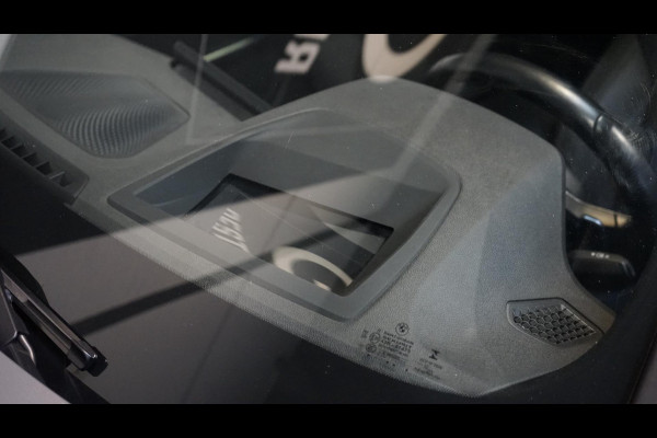 BMW 3-serie 330e High Executive M Sport-AUTOMAAT-BMW M 50 Jaar-CAMERA-KEYLESS-HUD-LASER-LEDER-H&K-PANO-WINTER