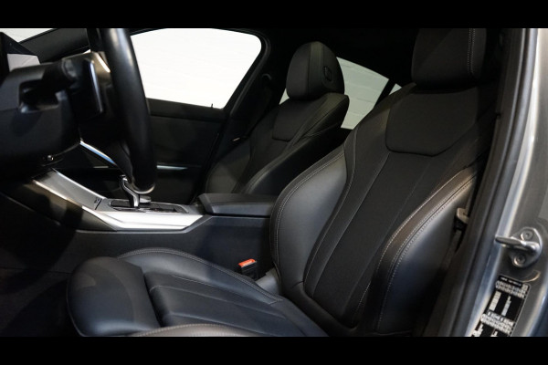 BMW 3-serie 330e High Executive M Sport-AUTOMAAT-BMW M 50 Jaar-CAMERA-KEYLESS-HUD-LASER-LEDER-H&K-PANO-WINTER