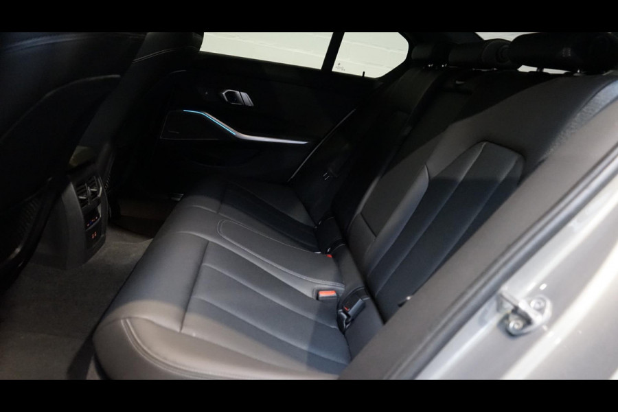 BMW 3-serie 330e High Executive M Sport-AUTOMAAT-BMW M 50 Jaar-CAMERA-KEYLESS-HUD-LASER-LEDER-H&K-PANO-WINTER