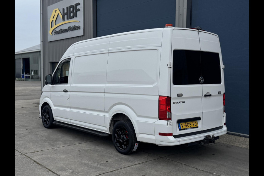 Volkswagen Crafter 35 2.0 TDI L3H3 Comfortline AIRCO / CRUISE CONTROLE / SIDE BARS / TREKHAAK