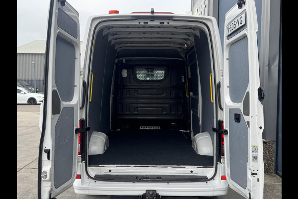 Volkswagen Crafter 35 2.0 TDI L3H3 Comfortline AIRCO / CRUISE CONTROLE / SIDE BARS / TREKHAAK