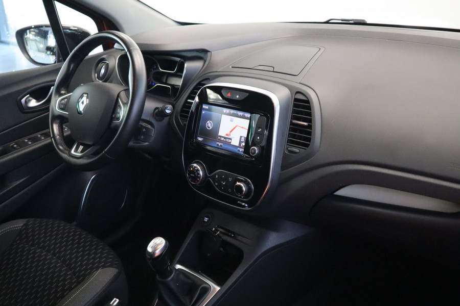 Renault Captur 0.9 TCe Intens Navigatie 17 LMV Climate Control Cruise Control Two tone lak