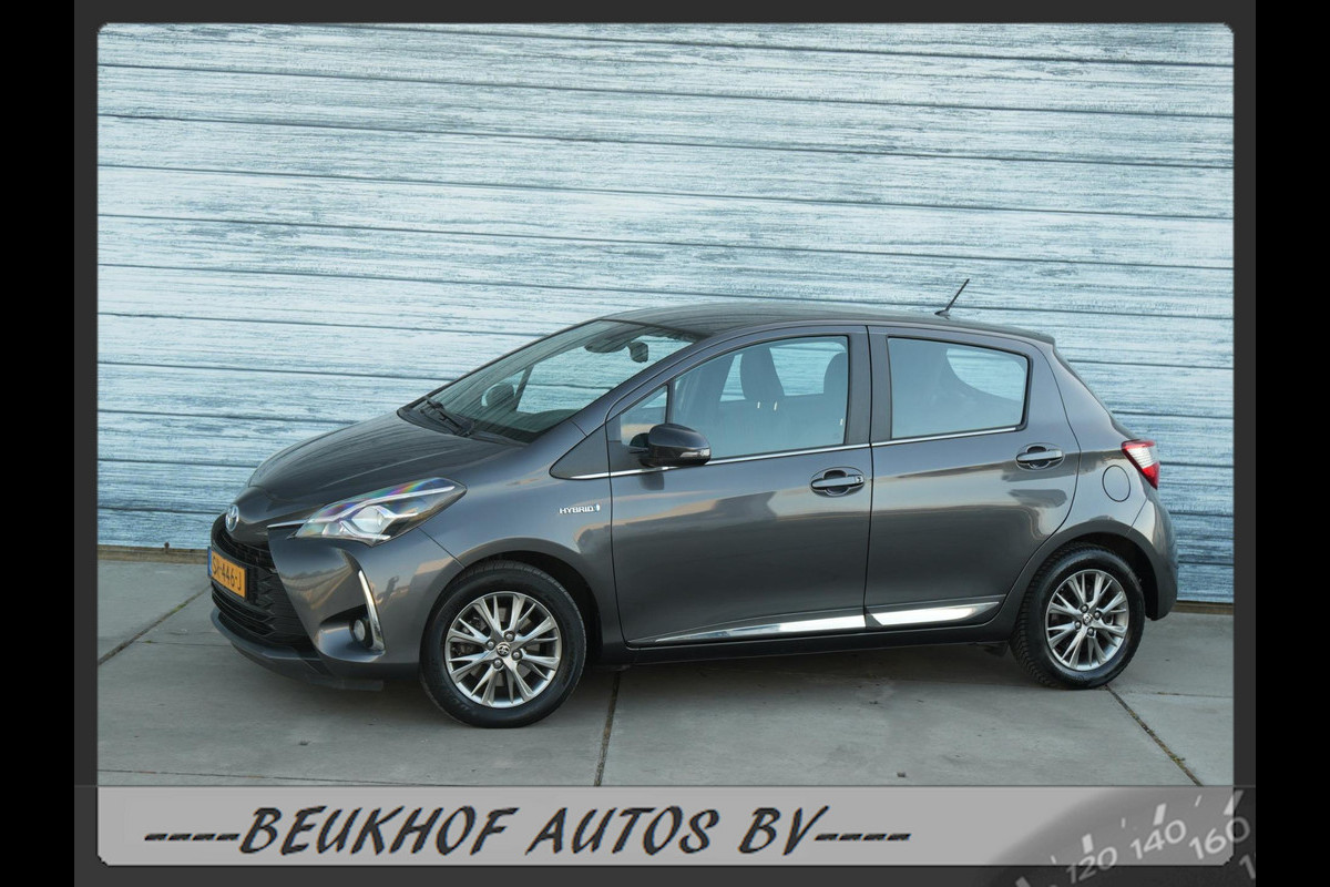 Toyota Yaris 1.5 Hybrid Sport Automaat Navigatie Camera Pdc Toyota Yaris 1.5 Hybrid Sport Automaat Navigatie Camera Pdc