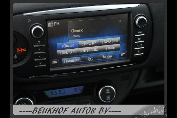 Toyota Yaris 1.5 Hybrid Sport Automaat Navigatie Camera Pdc