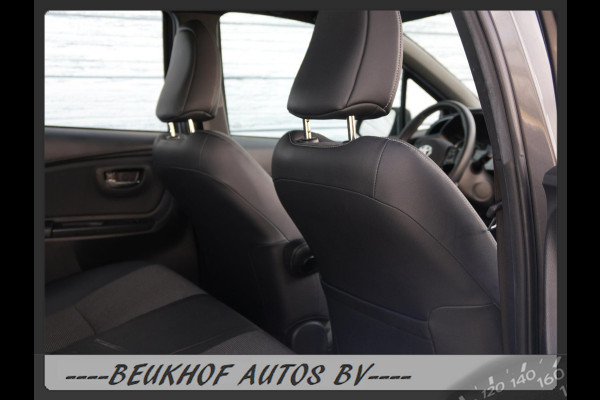 Toyota Yaris 1.5 Hybrid Sport Automaat Navigatie Camera Pdc
