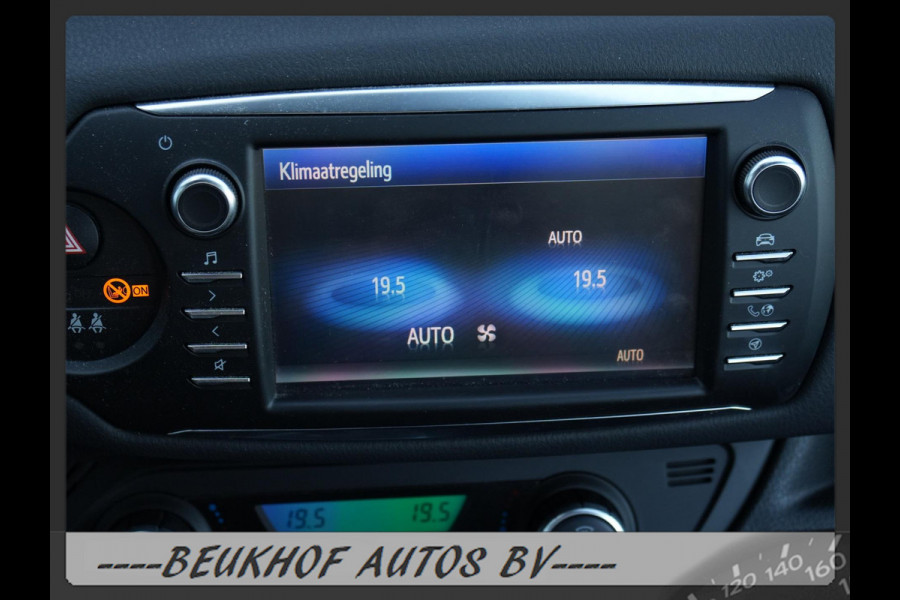 Toyota Yaris 1.5 Hybrid Sport Automaat Navigatie Camera Pdc
