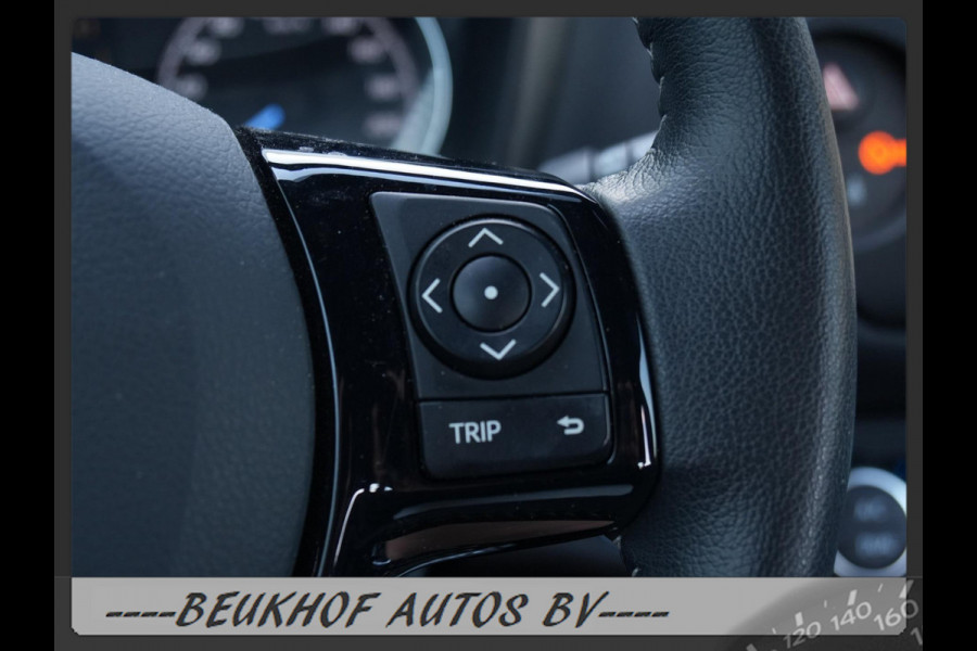 Toyota Yaris 1.5 Hybrid Sport Automaat Navigatie Camera Pdc
